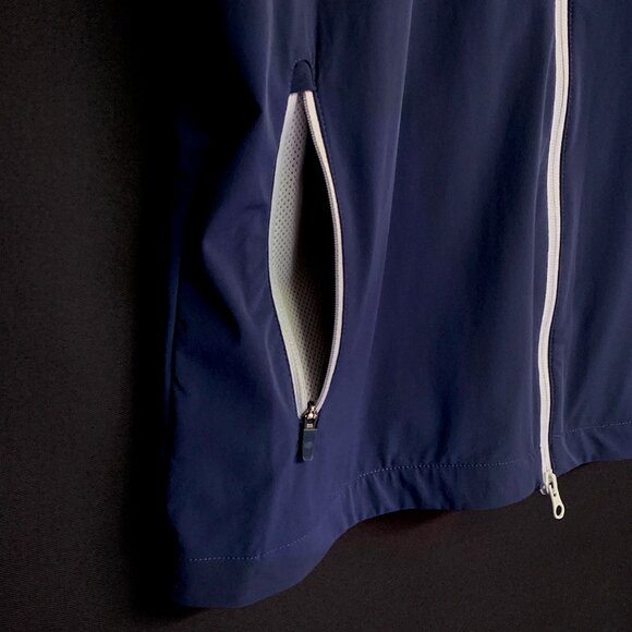 SOUTHERN TIDE Bowline Performance Vest Color- DRESS BLUE Size - MED - NWT - Picture 3 of 7